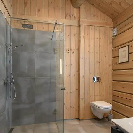 度假居 Log With Views, And Ski-in-out Øyer