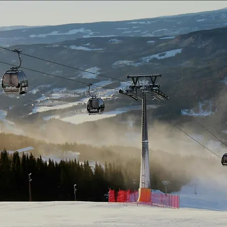 Log With Views, And Ski-in-out * Øyer